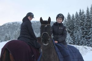 linnea og kira